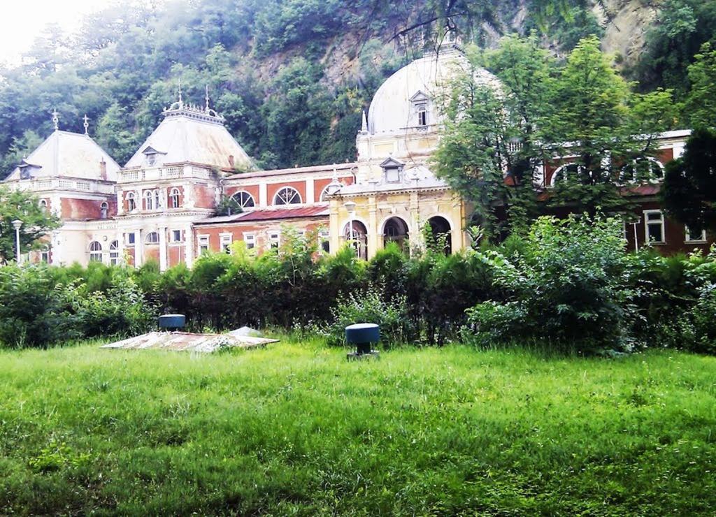 Hotel Domogled Băile Herculane Buitenkant foto
